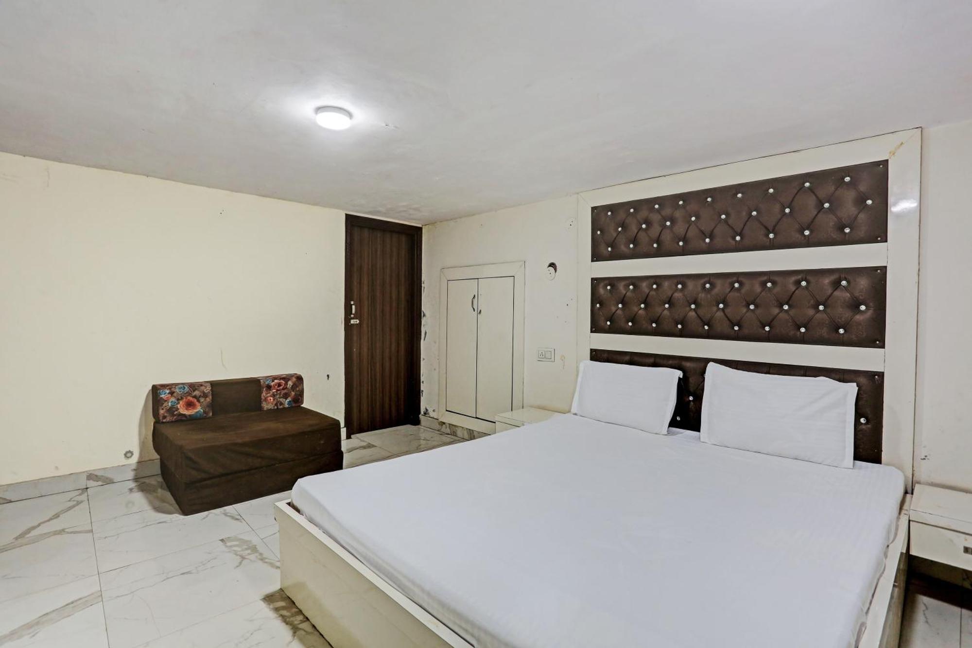 Hotel O Saffron Night Stay أمريتسار المظهر الخارجي الصورة