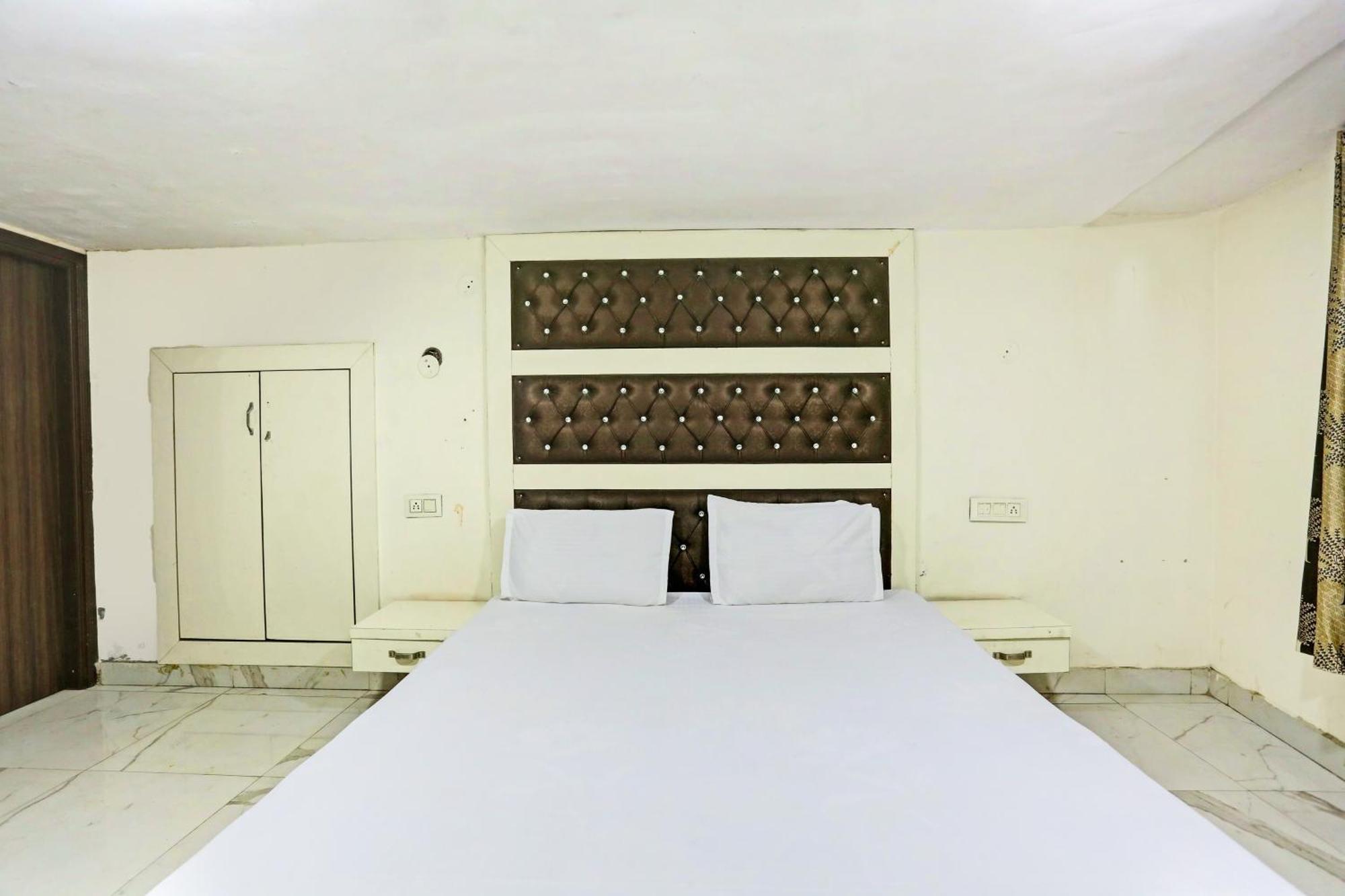 Hotel O Saffron Night Stay أمريتسار المظهر الخارجي الصورة